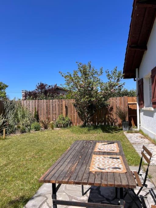 Agreable Maison Landaise Proche Du Lac Sanguinet Zewnętrze zdjęcie